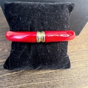 Erwin Pearl Red Enamel & Gold Tone Snakeskin Bangle Bracelet 6 3/4” B8